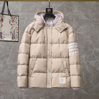 服 tof85657 スーパーコピー