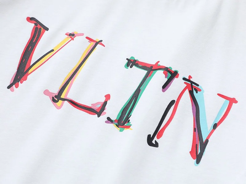 関税込ヴァレンティノ Tシャツ パロディ VLTN コットンロゴ Tシャツ Vuk85200