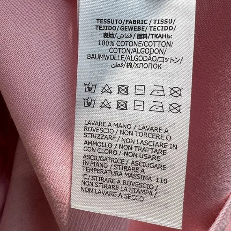 ヴァレンティノ 偽物 LOVE Vロゴ コットン 半袖 Tシャツ Vun68592