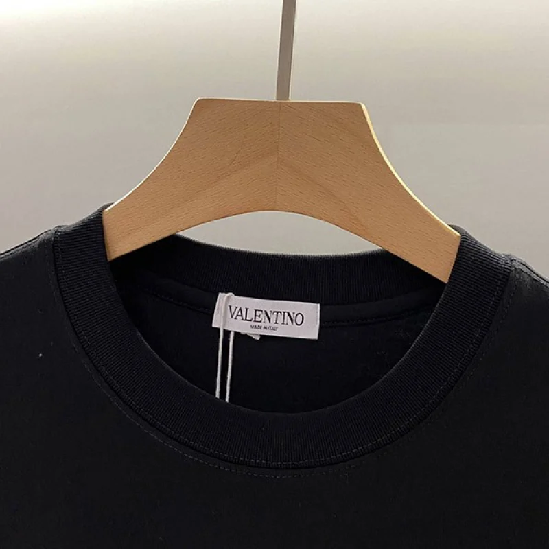 ヴァレンティノ Tシャツ 偽物 VLTN コットンロゴ Tシャツ 2色 Vut28423