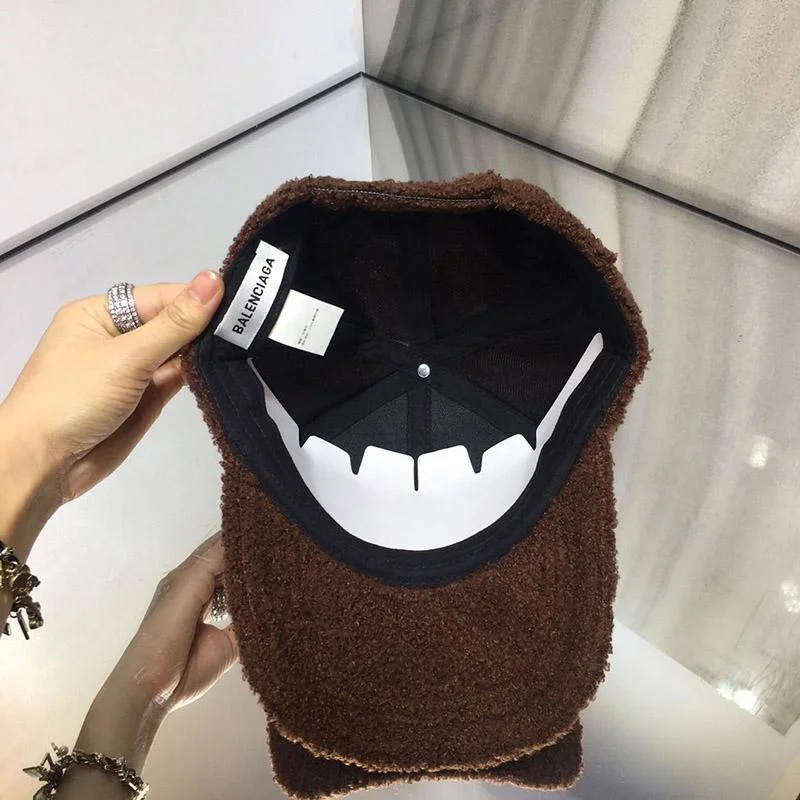 《大人気》お洒落に♪ バレンシアガ ラムズウール キャップ bag90439