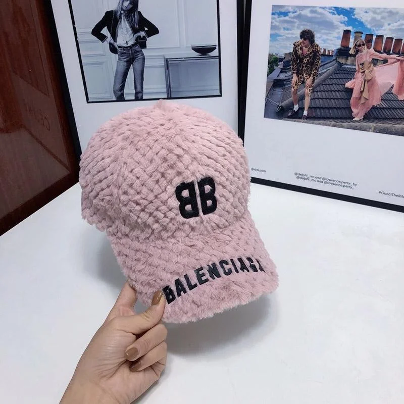 秋冬新作 人気 バレンシアガ ウサギ毛 ロゴキャップ コピー bal60283