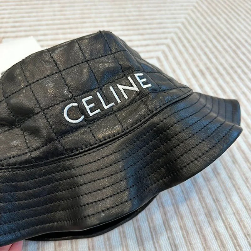 セリーヌ バケットハット コピー ラムスキン ロゴ刺繍入り Cen65731