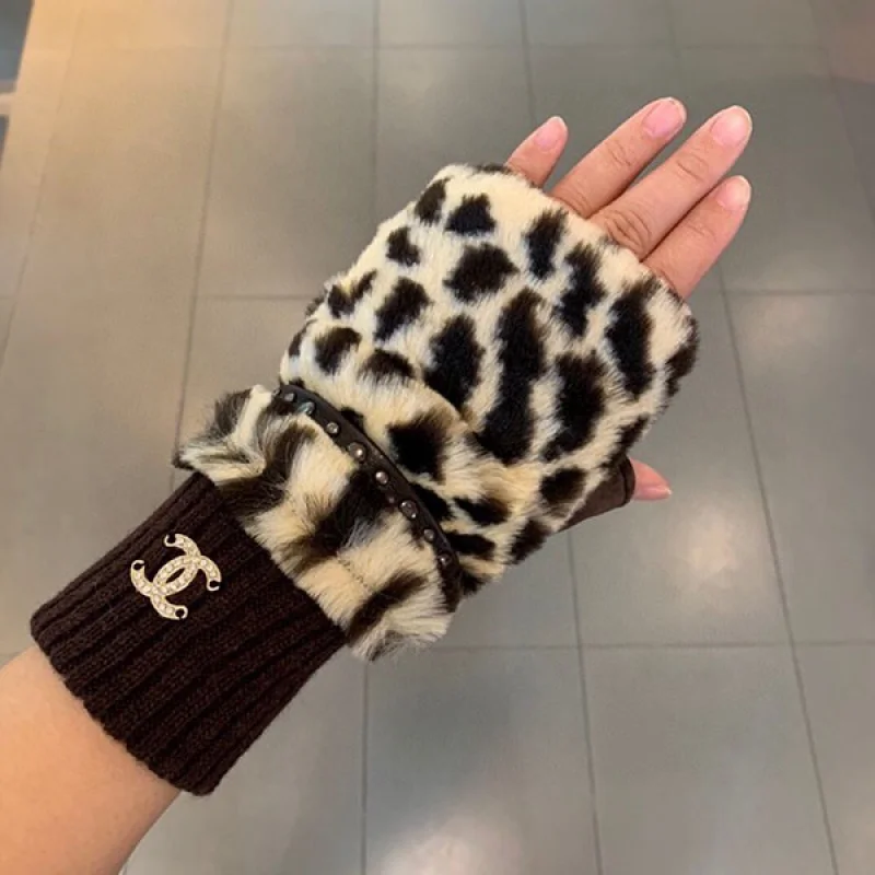 シャネル ロゴ カシミヤ 指なし 手袋 コピー shs34011