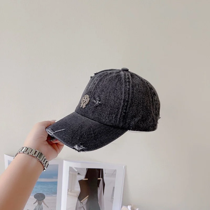 一目惚れ♪クロムハーツ 偽物 ダガー スエード 5 Panel キャップ 3色 Kue86957