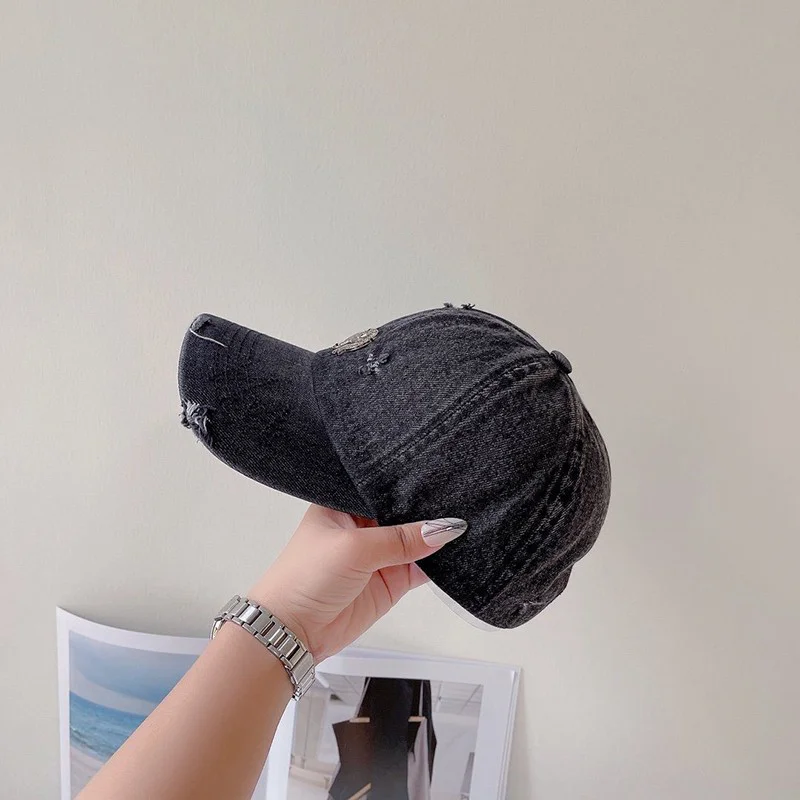 一目惚れ♪クロムハーツ 偽物 ダガー スエード 5 Panel キャップ 3色 Kue86957