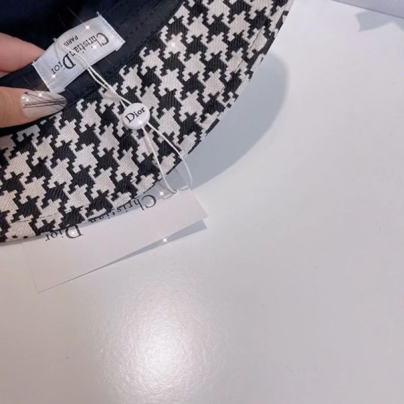 日本未入荷 ディオール 30MONTAIGNE 千鳥格子 偽物 ロゴ ハット det84868