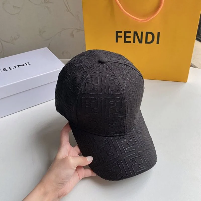 注目★フェンディコピー FFモチーフ キャンバス ロゴ ベースボールキャップ fer93871