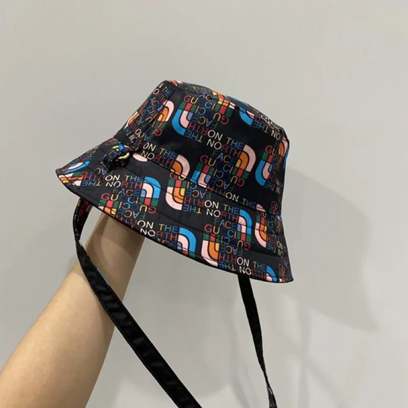 人気 グッチ×ノースフェイス コピー リバーシブル バケットハット guk42689