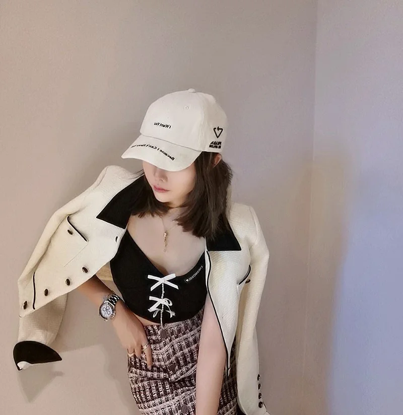 大人気!プラダ ベースボールキャップ 男女OK pue60655