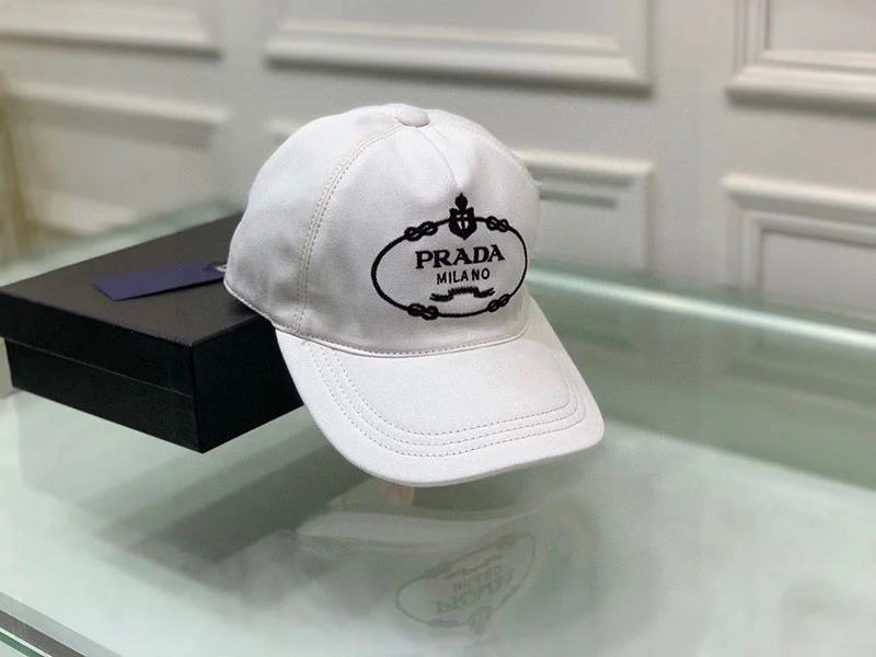 【日本未発売】プラダ ベースボールキャップ 男女OK puh31557