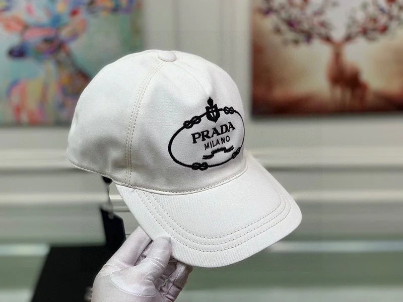 【日本未発売】プラダ ベースボールキャップ 男女OK puh31557