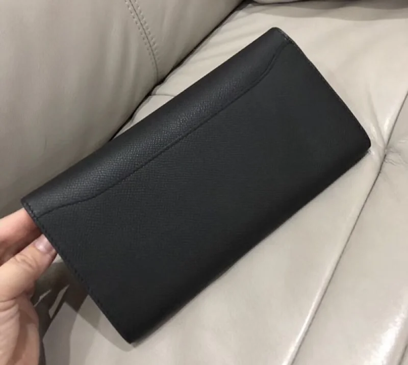 エルメス ブランド偽物 ウォレットコンスタンス ロングhe19056