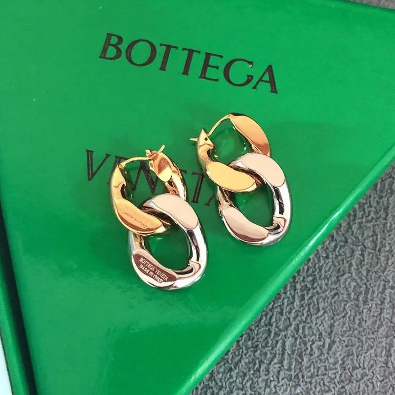 世界中で大人気♪ボッテガ ヴェネタ コピー ドロップピアス 華やか 18カラット 金メッキ boi15648