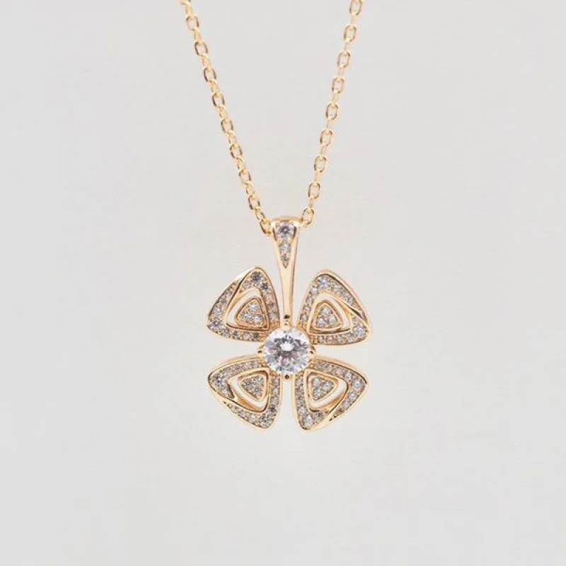 すぐ届くブルガリ ネックレス コピー FIOREVER 18K ゴールド【人気商品】 Bud41316