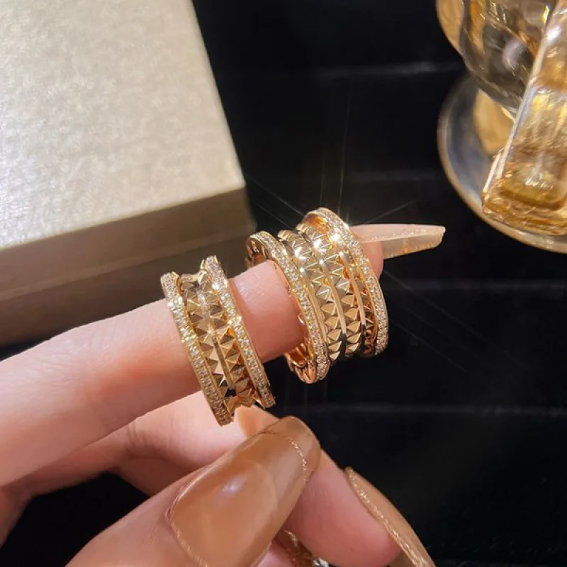 ☆超人気☆ブルガリ★B.zero1 18ct ceramicb リング 偽物 Bue39818