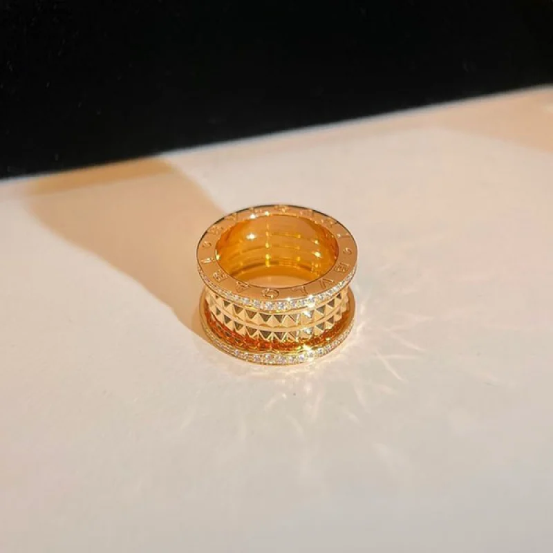 ☆超人気☆ブルガリ★B.zero1 18ct ceramicb リング 偽物 Bue39818