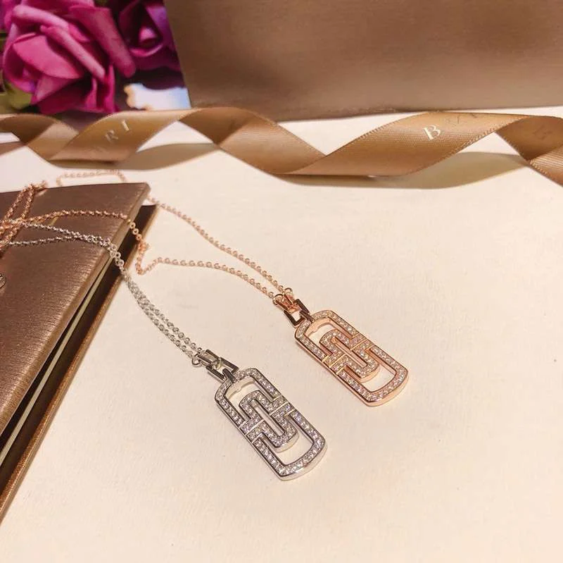 ★日本!!人気!ブルガリ ダイヤ ネックレス スーパーコピーN級品 18K ゴールド【追跡付】 Buj65041