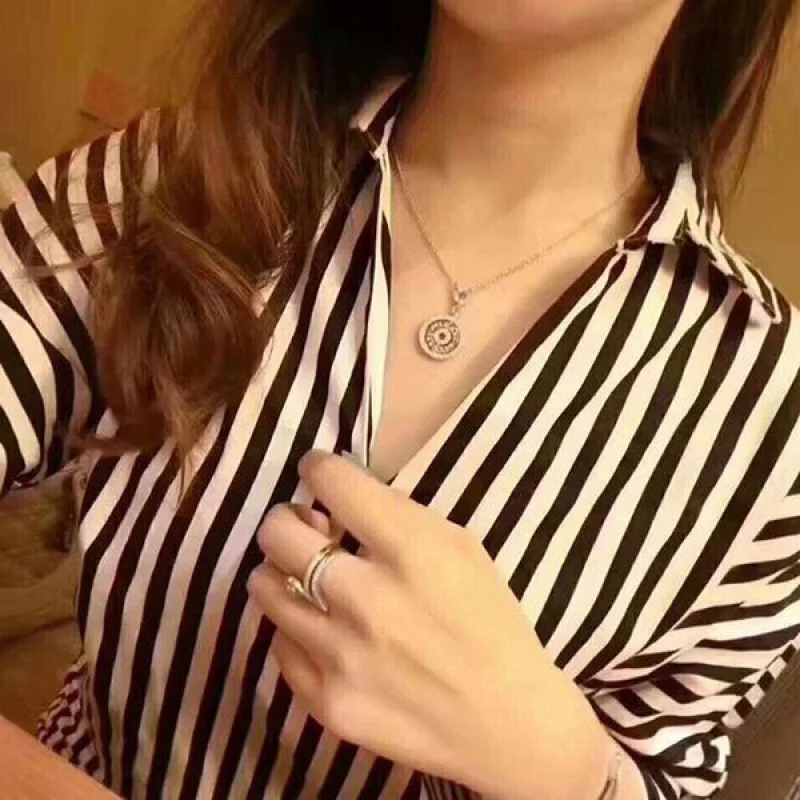 大人気 ブルガリ ネックレス 偽物18K ゴールド Buo70692