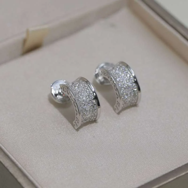 希少色 お洒落に♪ブルガリ 18Kイエローゴールド ダイヤ ピアス 偽物 Buo94500