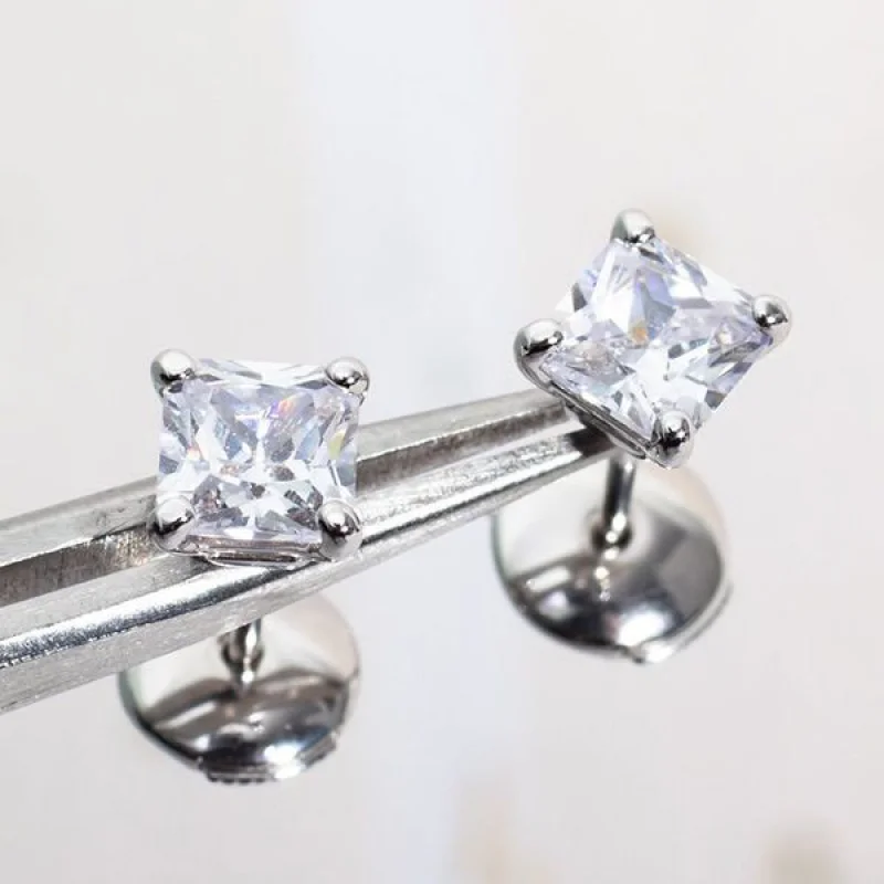 ＜最新で絶対欲しい>ブルガリ ダイヤモンド ピアス コピー But08992