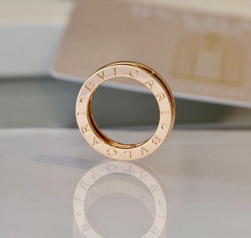 ブルガリ コピー 18K ゴールド ビー・ゼロワン 1バンドリングお洒落に♪ Buu01267