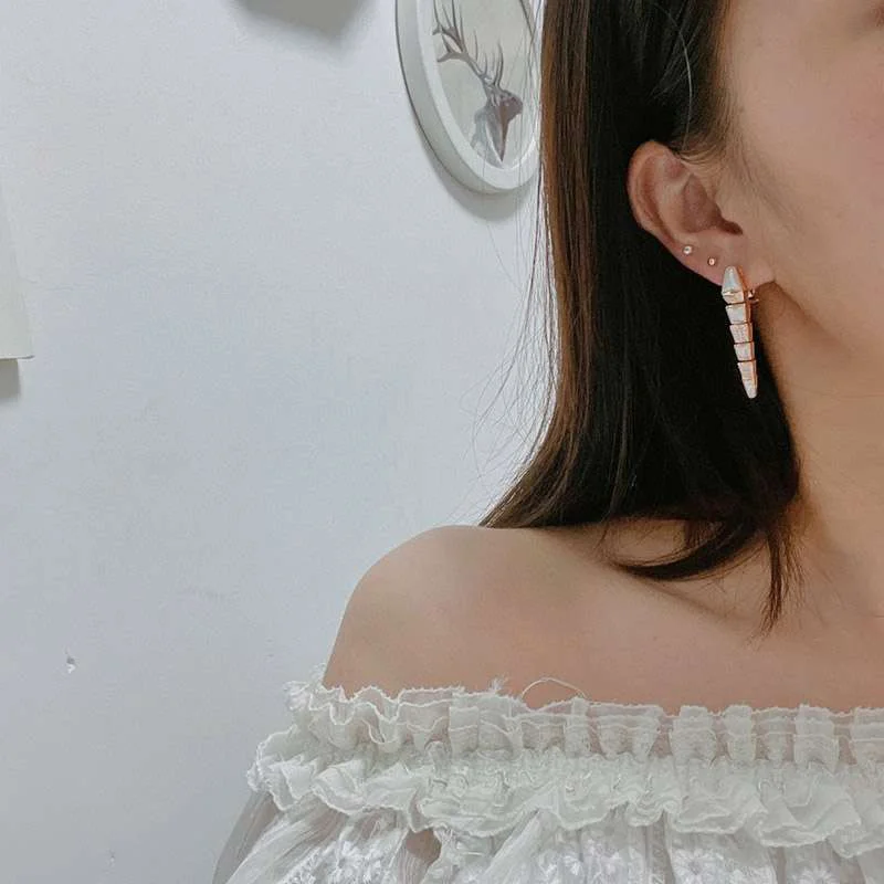 21AW新作 ギフトに最適♪ブルガリ セルペンティ ヴァイパー ピアス コピー Buu07844