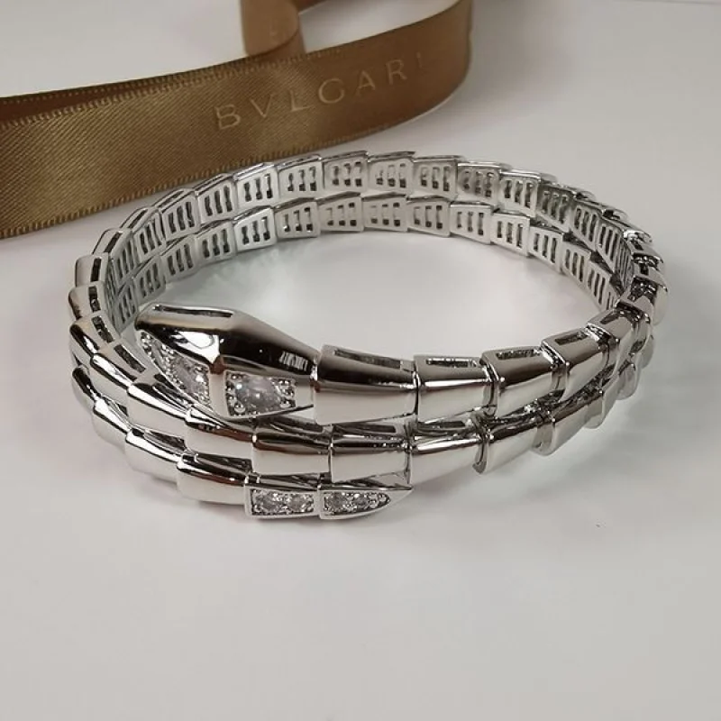 一目惚れ♪ブルガリ コピー SERPENTI セルペンティ ブレスレット 18K Buy40888