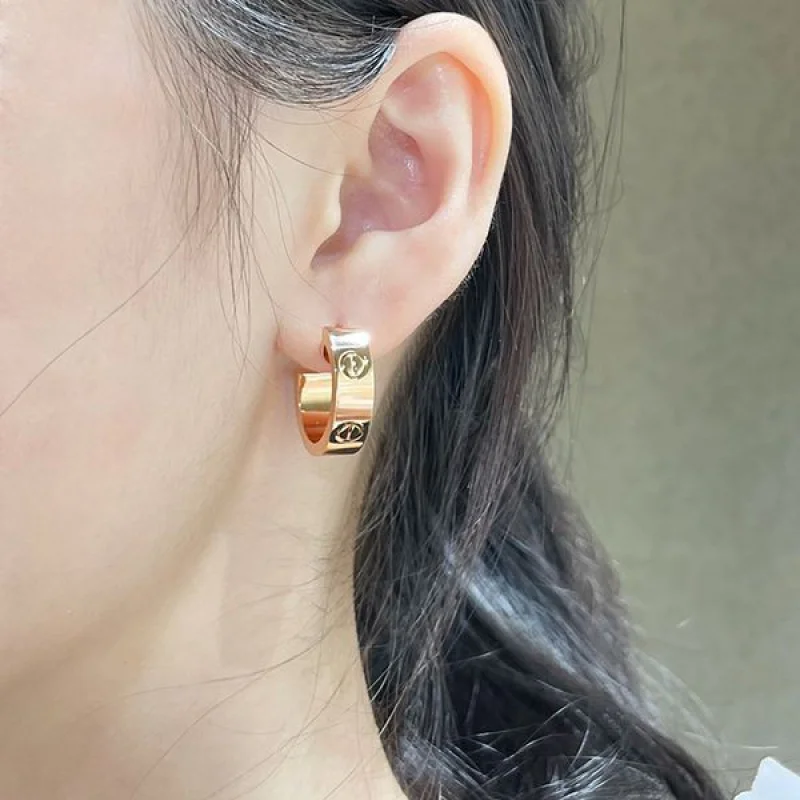 定番人気 カルティエ LOVE ピアス コピー3色 kat55762