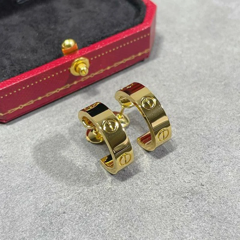 定番人気 カルティエ LOVE ピアス コピー3色 kat55762