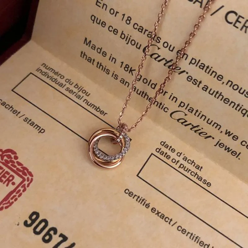 カルティエ TRINITY 偽物ネックレス 18K ダイヤモンド kap60790