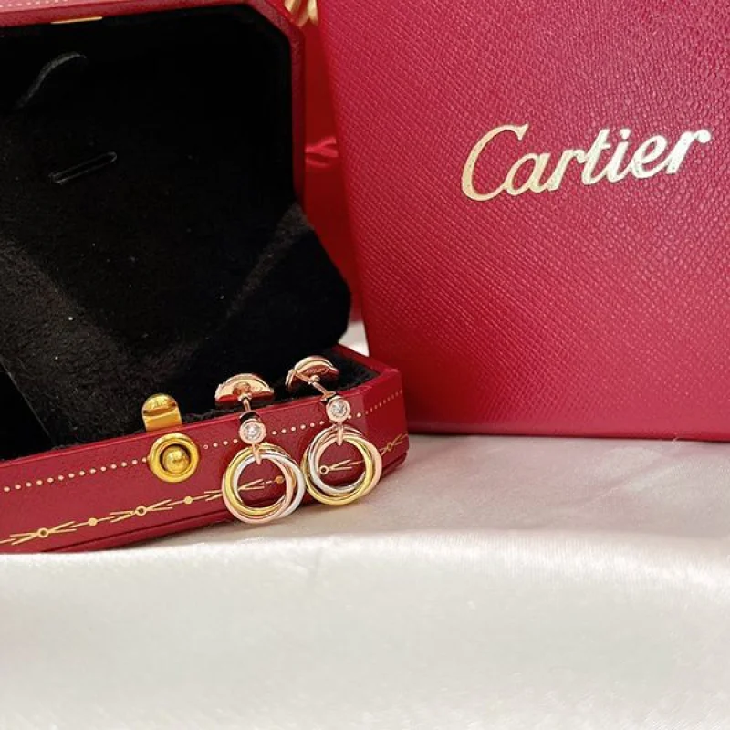 カルティエ トリニティ コピー ダイヤモンド リング ピアス kaw75591