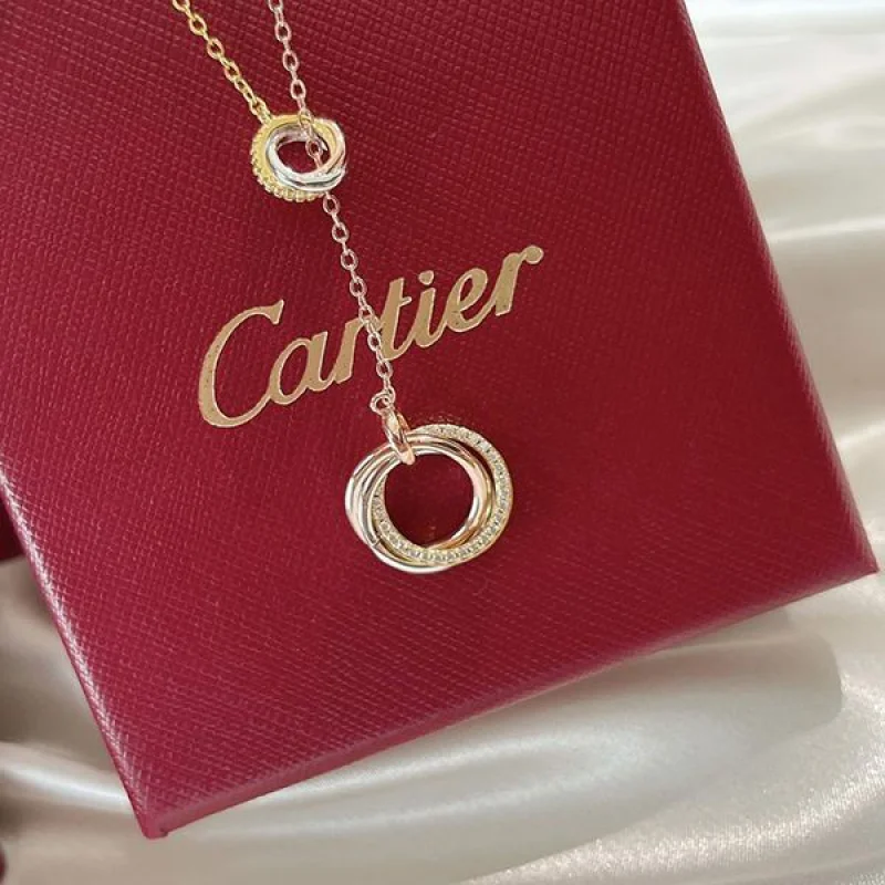 カルティエ トリニティ ネックレス 偽物 18K ダイヤモンド kal33823