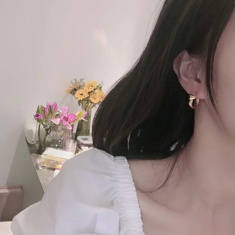 日本未入荷 カルティエ ピアス 偽物★パンテール ドゥ カルティエピアス kar32341