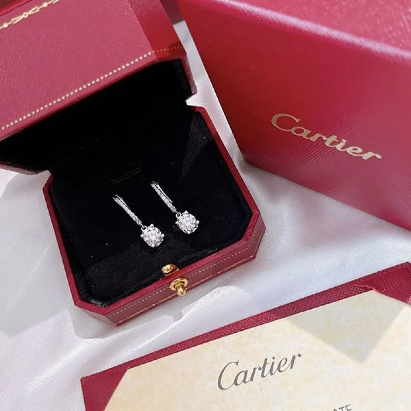 カルティエ 偽物ダイヤモンド ピアス 選べる2色 kaw23793