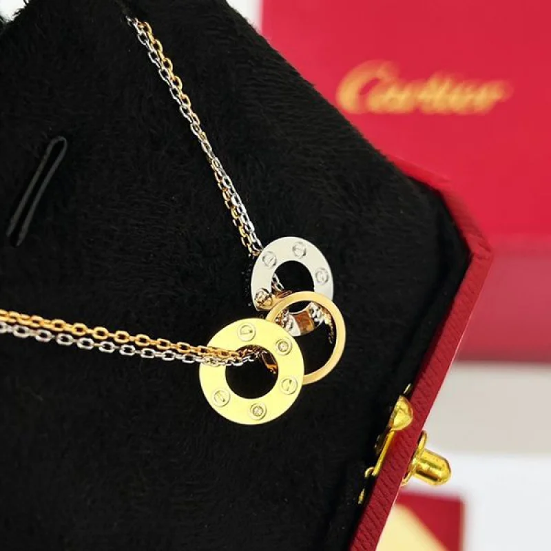 新作限定 カルティエ LOVE ネックレス 偽物 kay53037