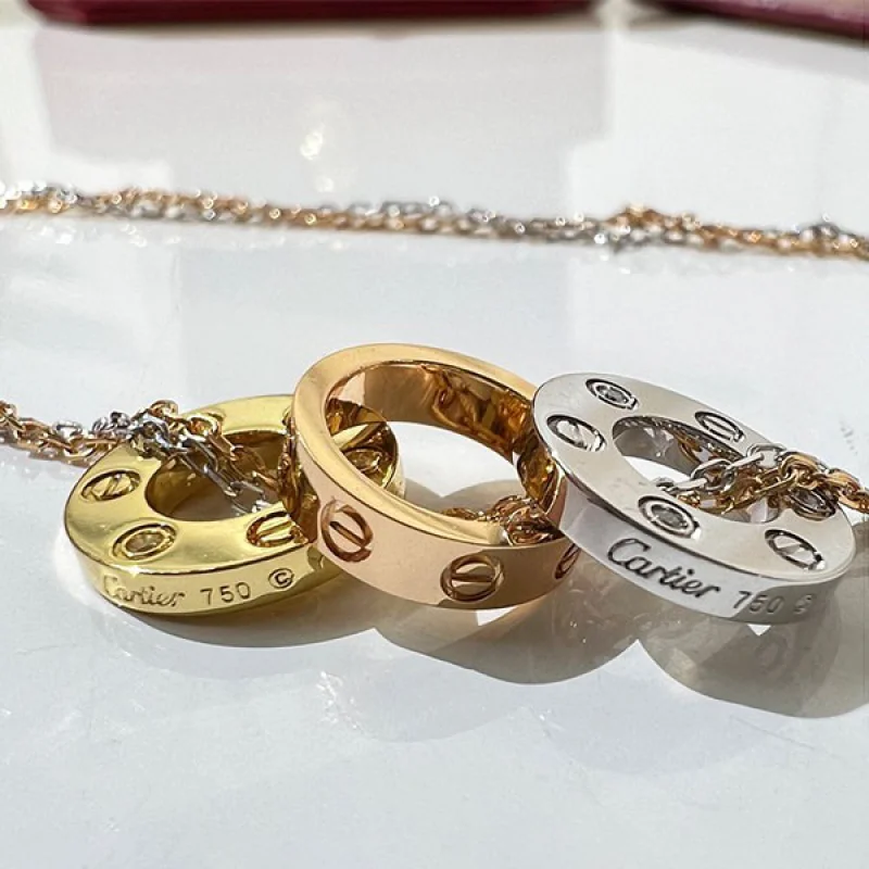 新作限定 カルティエ LOVE ネックレス 偽物 kay53037
