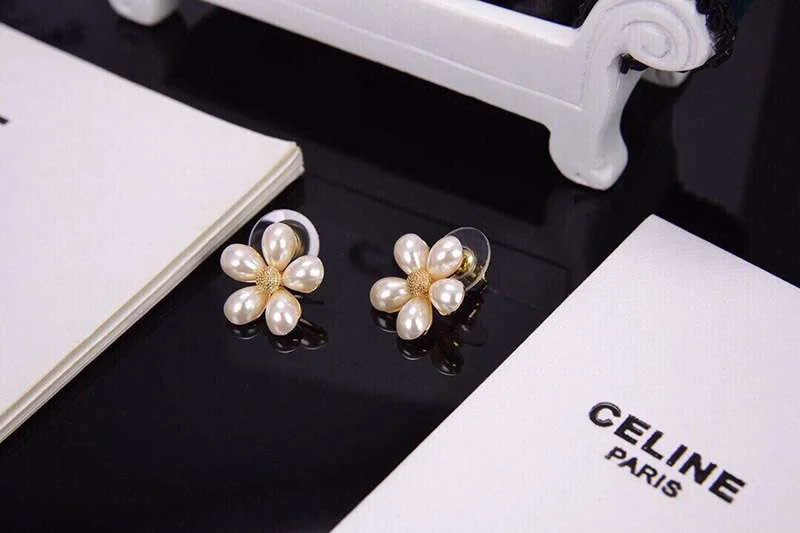 人気No1セリーヌ 花 グラスパール ピアス コピー Ceq68816