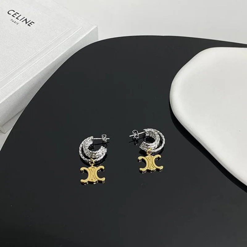 お洒落で可愛い セリーヌ トリオンフ ピアス 偽物 Cex40579