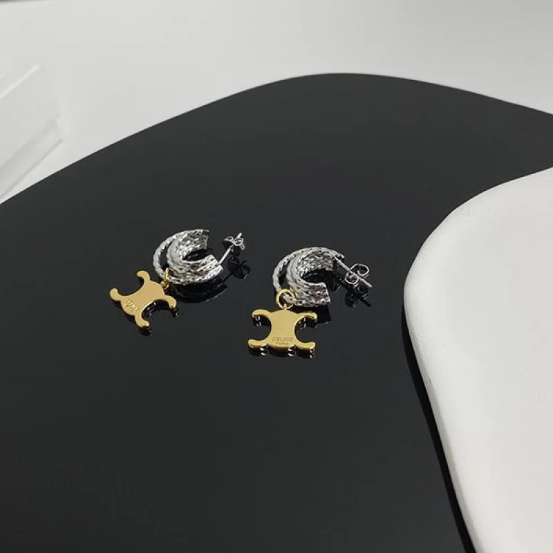 お洒落で可愛い セリーヌ トリオンフ ピアス 偽物 Cex40579