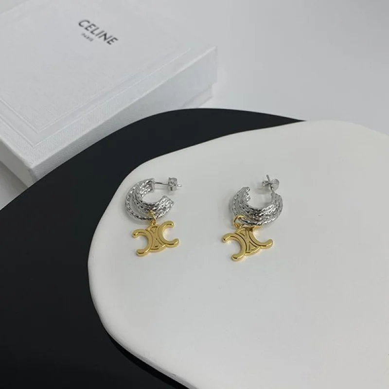 お洒落で可愛い セリーヌ トリオンフ ピアス 偽物 Cex40579