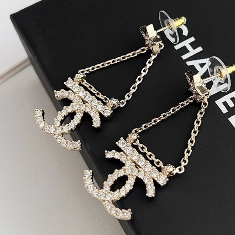 定番シャネル スイング ピアス コピー CCロゴ スター クリスタル ゴールド AB8068B07810NH432