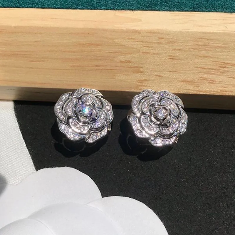 ★日本!!人気!シャネル ダイヤモンドカメリアピアス スーパーコピー J12072