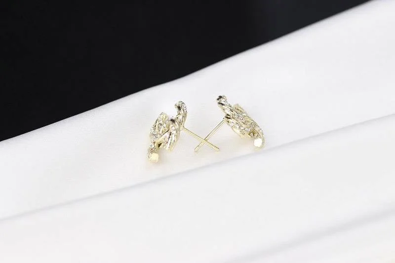 目を惹くカラーシャネル CCロゴピアス スーパーコピー sha02783