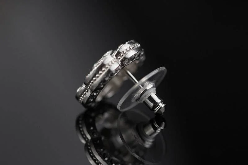 超希少！シャネル ccロゴマーク★お花ピアス コピー shc18721