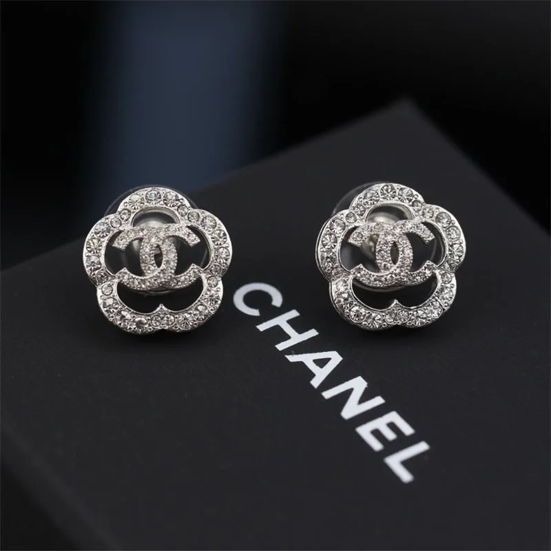 超希少！シャネル ccロゴマーク★お花ピアス コピー shc18721