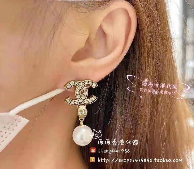 人気急上昇シャネル コピー CCロゴ レジン & ストラス ピアス shd54846