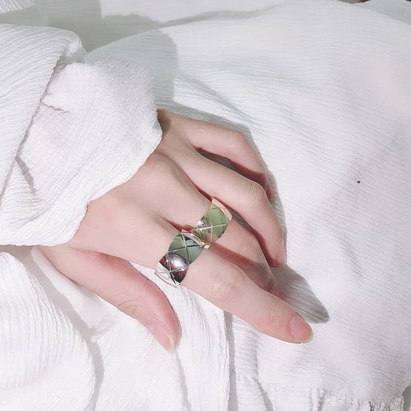 ☆超人気☆シャネル 偽物 ココ クラッシュ コレクション リング 3色 she90198