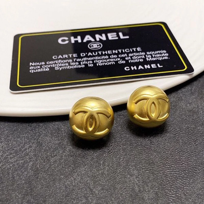 新作 エレ女大粒パール シャネル ピアス コピー ビッグ shm67555