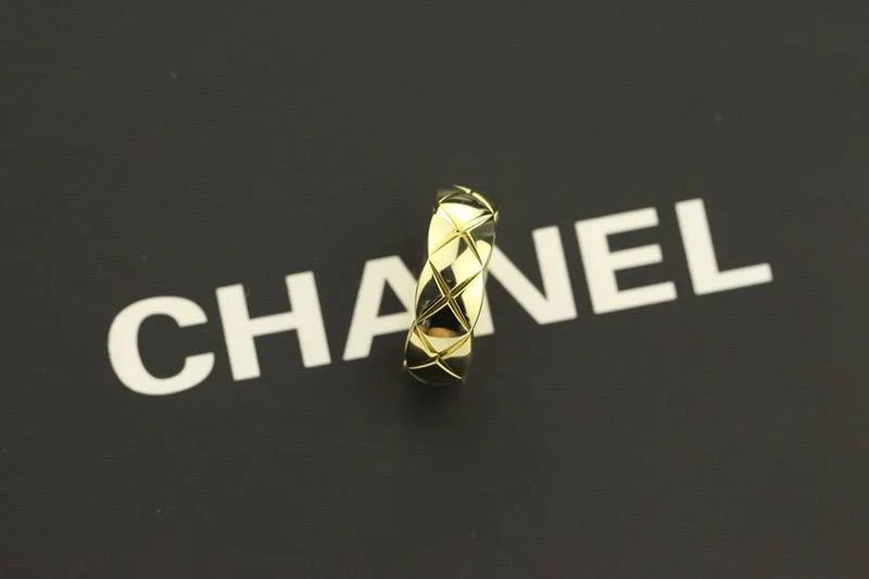 超話題!シャネル 偽物 ココ クラッシュ コレクション リング shs73725